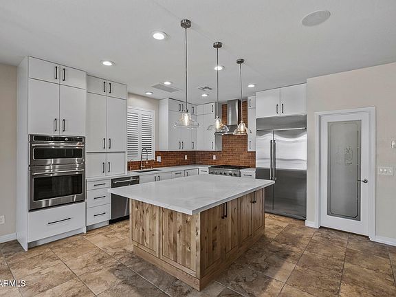 2nd image of 17744 W CORRINE Drive