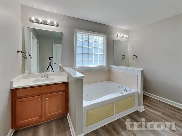 253 Water Mill Rd — Photo 8