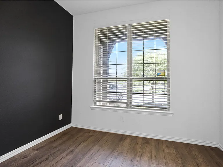 2718 Ripe Amber Cup Ct — Photo 32