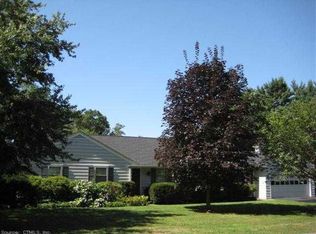 15 Campion Ave, Norwich, CT 06360