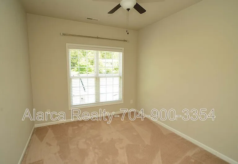 136 Morning Mist Ln #B — Photo 7