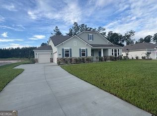 217 Park View Ln, Kingsland, GA 31548