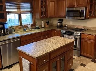 1715 Briarcliff Rd, Fremont, NE 68025