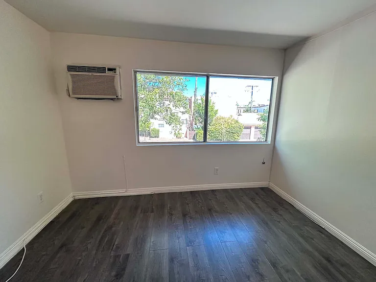 1470 E Wilson Ave #204 — Photo 6