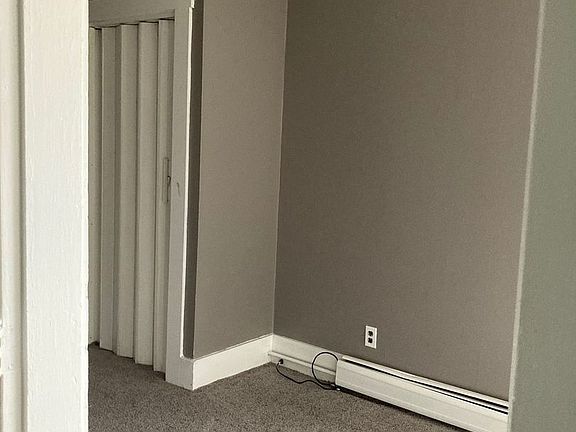 3rd image of 506 S Windsor St #1
