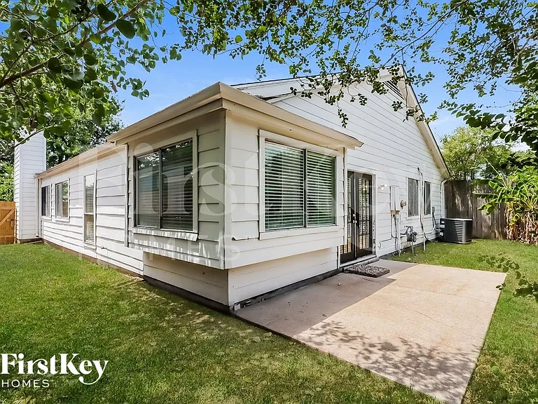 13830 Walnut Hollow Ln — Photo 15