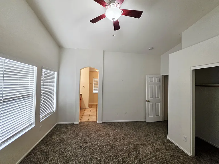 1571 Rusty Ridge Ln — Photo 16