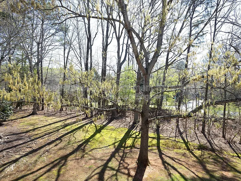 521 Renshaw Ct — Photo 28