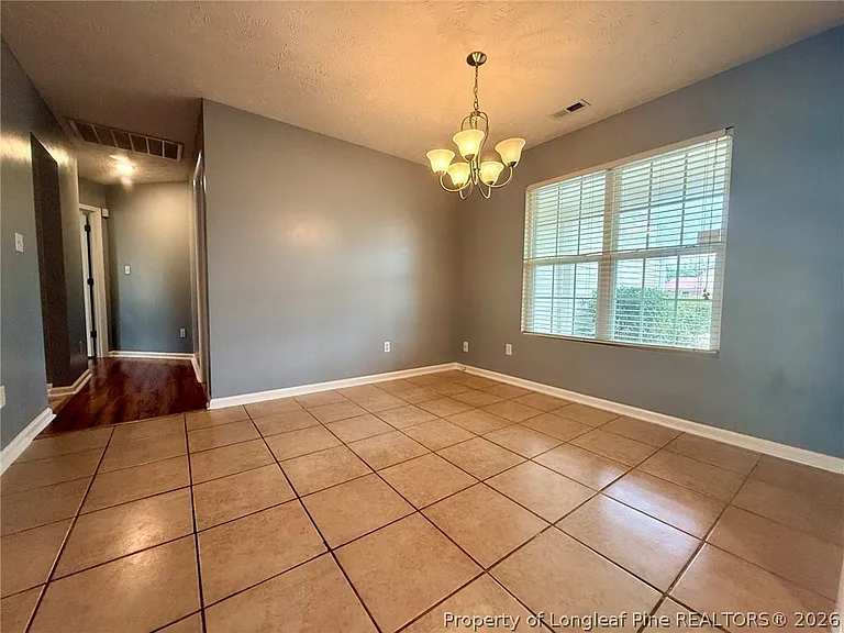 1928 Sir Michael Dr — Photo 4