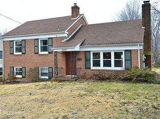 2318 N Roosevelt St, Arlington, VA 22205