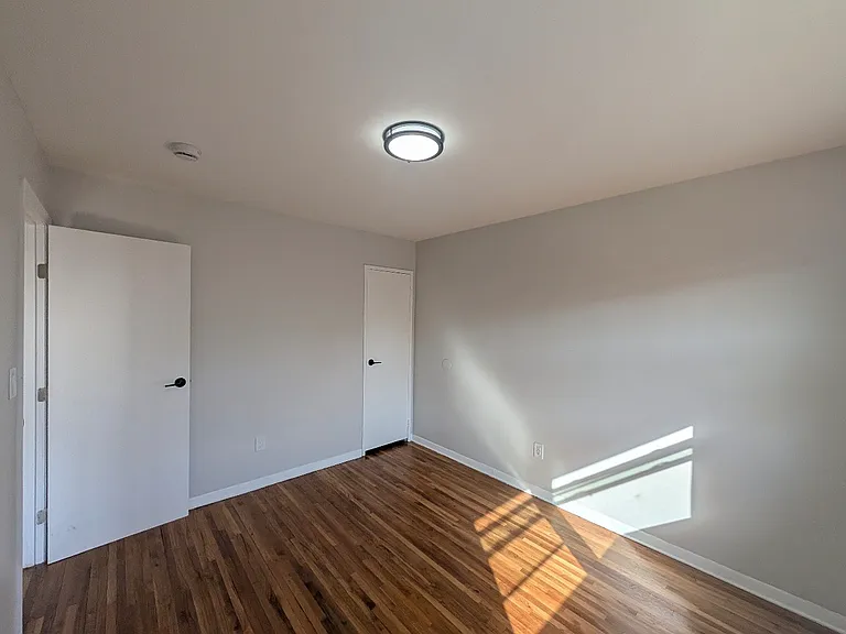 450 Lincoln Ave #C14 — Photo 6