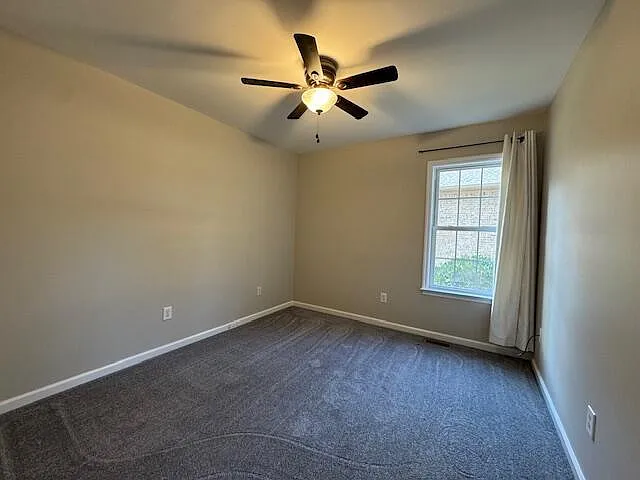125 Golden Pond Ct — Photo 17