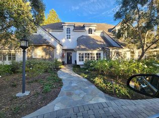 1402 Via Mil Cumbres, Solana Beach, CA 92075