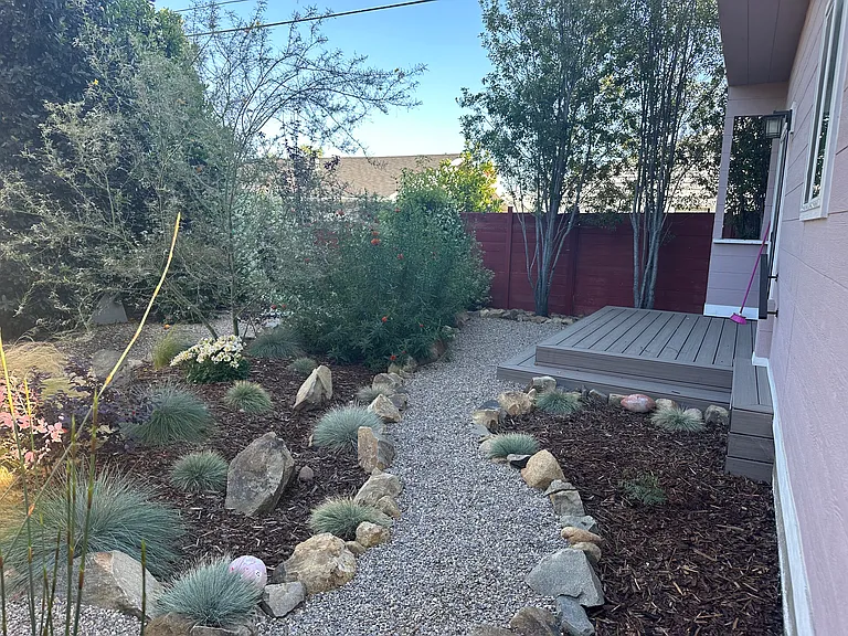 5681 Mary Lane Dr — Photo 16