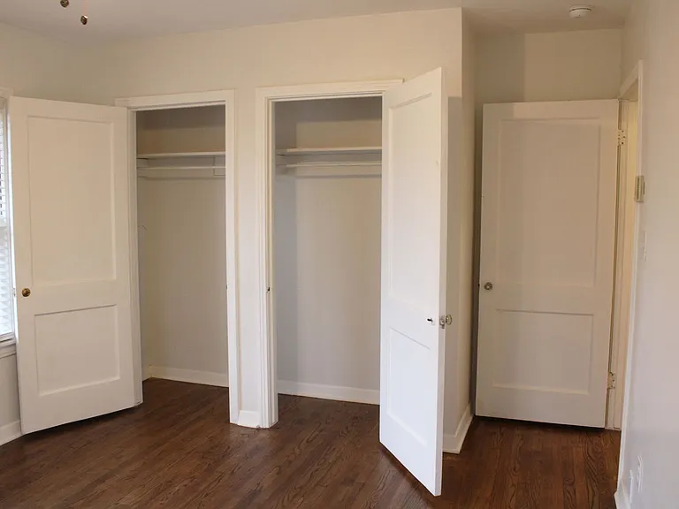 2825 W Woodlawn Ave — Photo 20