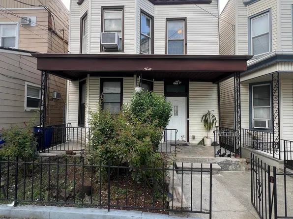 7403 2nd Ave, Ridgewood, NJ 07450