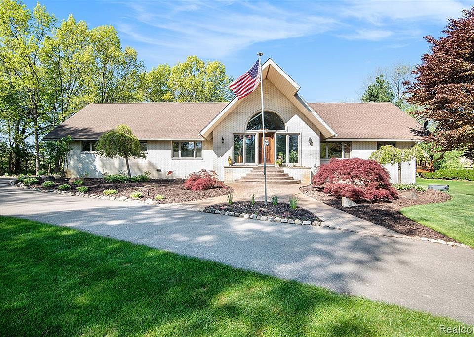 17370 Fish Lake Rd, Holly, MI 48442 Zillow