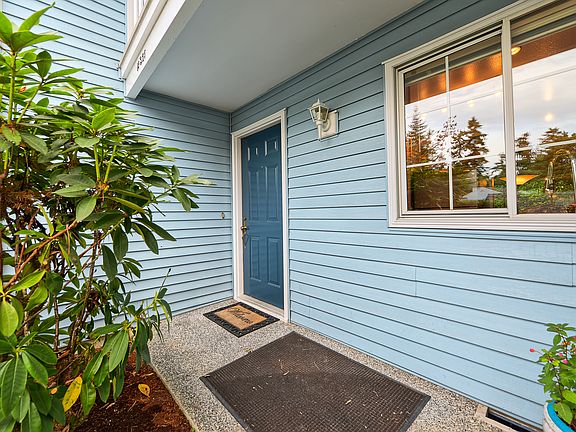 2nd image of 12325 SE 41st Ln #34