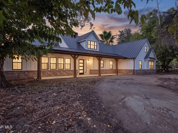 5631 Foothill Dr, Agoura Hills, CA 91301