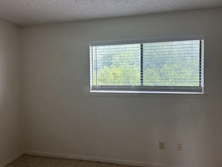 4209 Water St — Photo 24
