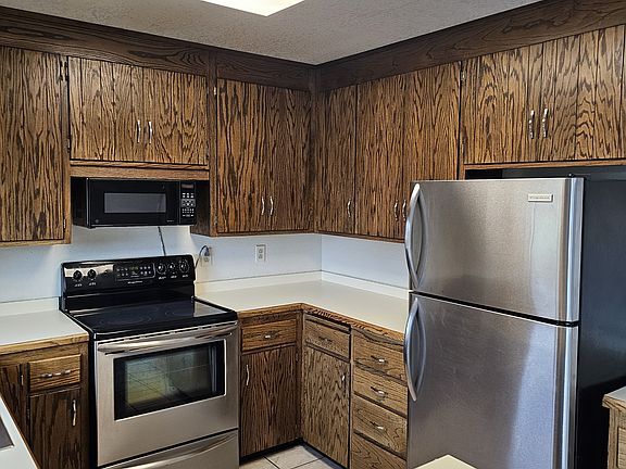 4th image of 2156 N 15th St