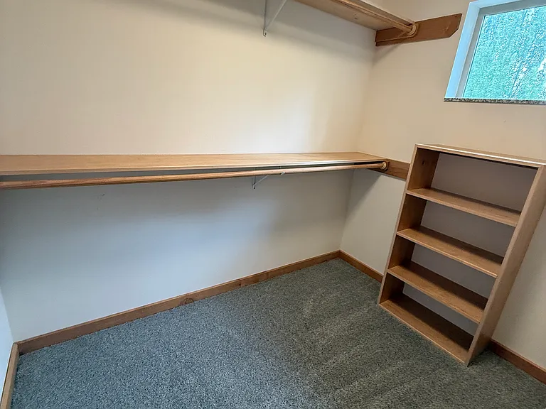 19352 Viking Ave NW — Photo 10