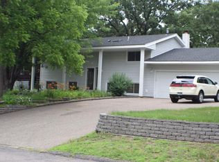 537 126th Ave NW, Coon Rapids, MN 55448