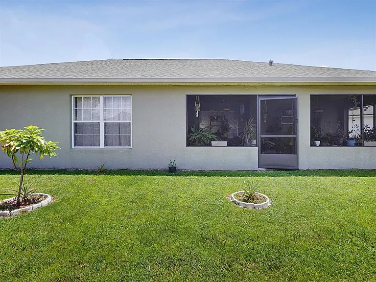 411 Mallard Way — Photo 15