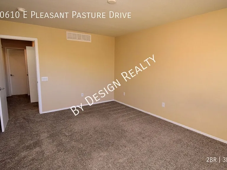 10610 E Pleasant Pasture Dr — Photo 16