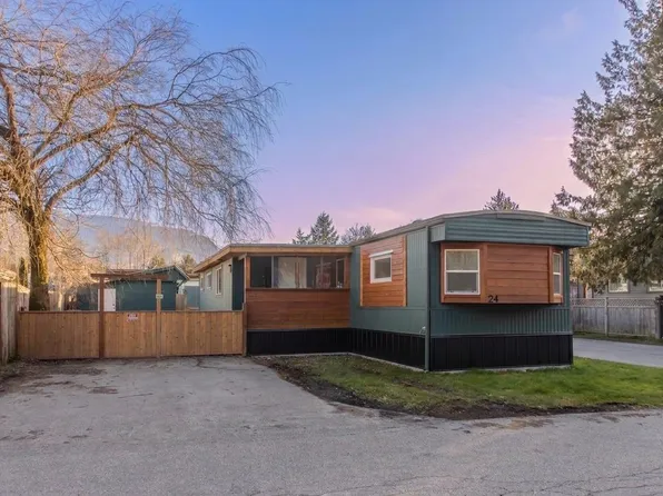 40157 Government Rd #24, Squamish, BC V8B 0G6