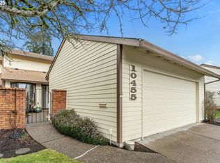 10455 SW Greenleaf Ter, Tigard, OR 97224