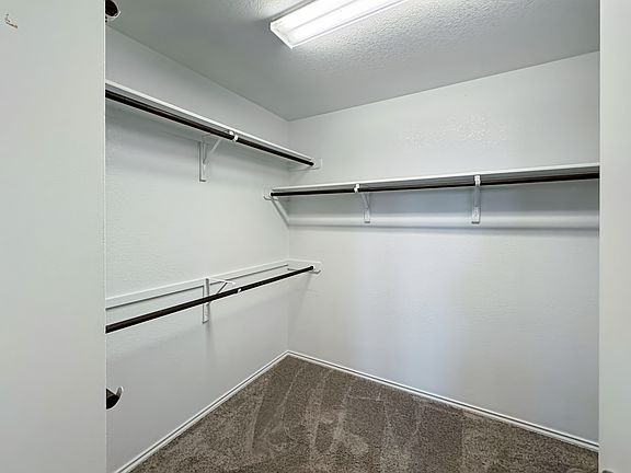 3rd image of 122 Finley St