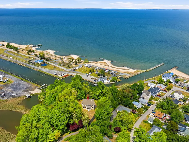 5116 Shore Dr — Photo 15