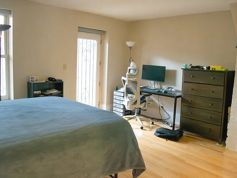 570 Massachusetts Ave #1 — Photo 4