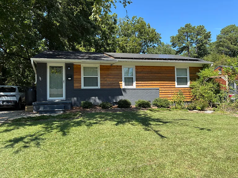 1209 Brighton Rd — Photo 1