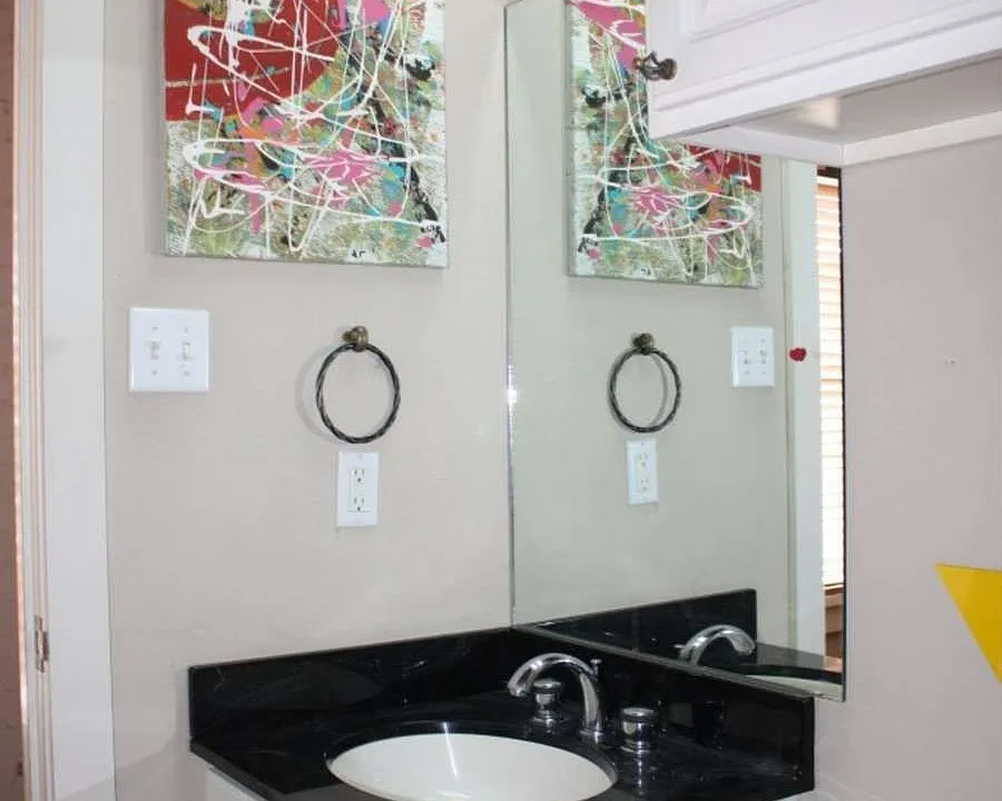 "Guest Bath with Tub/Shower Combo"