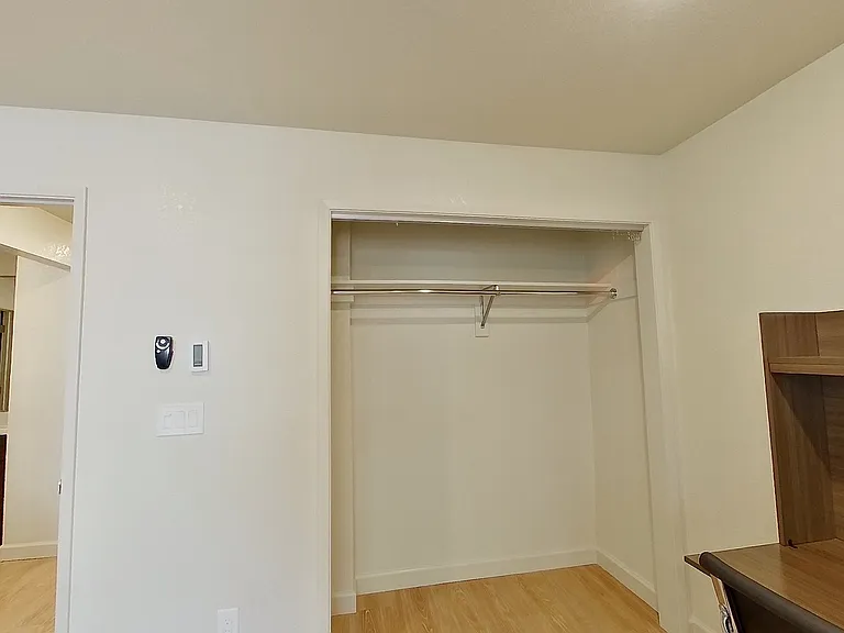 2437 Piedmont Ave — Photo 47