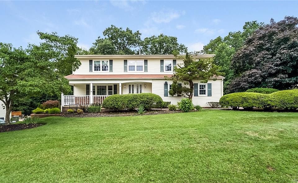 1st image of 68 Minuteman Cir