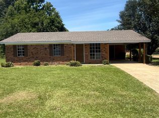124 King St, Grenada, MS 38901