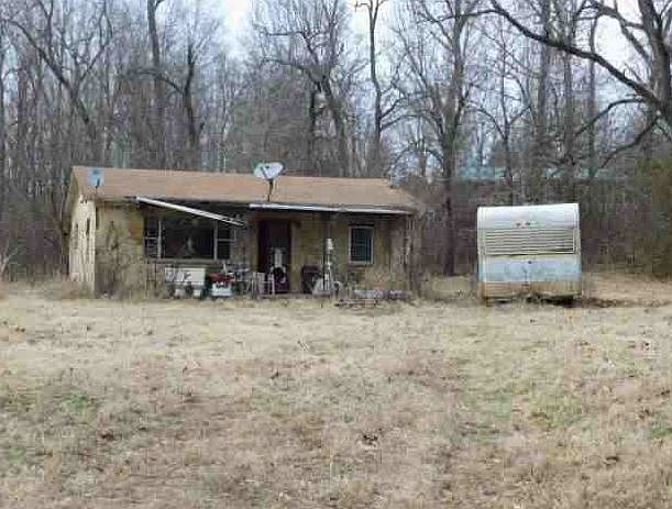 2nd image of 314 Camp Cir