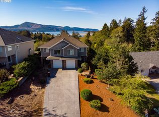 4849 Holly Heights Ave, Tillamook, OR 97141