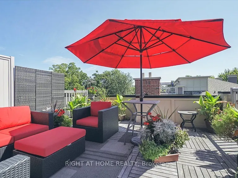 99 Brant St #7 — Photo 27