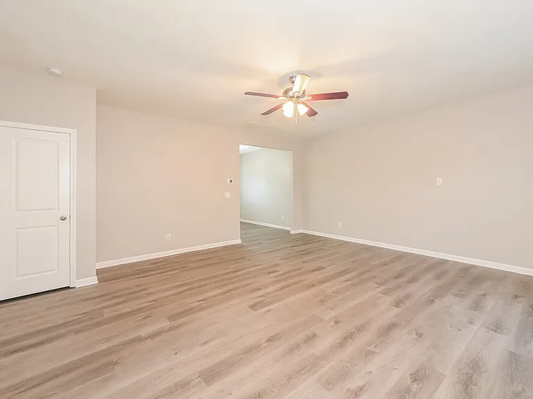 643 Nonsuch Way — Photo 5