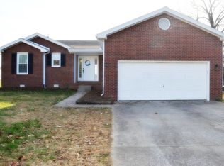 1109 Lamont Ct, Clarksville, TN 37042