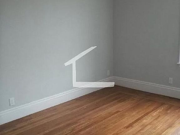 5th image of 11A Babcock St