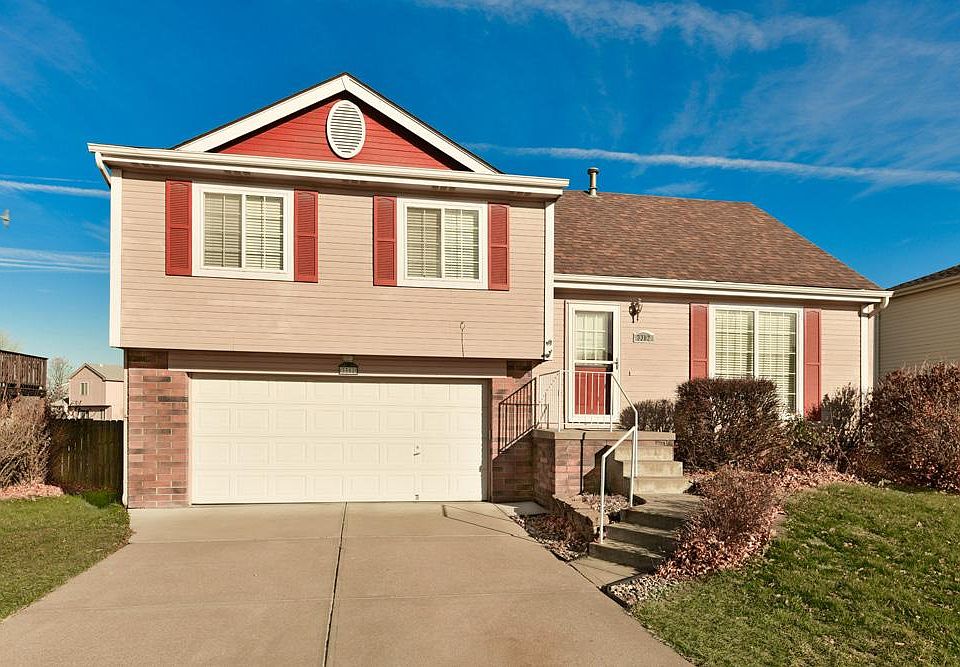 3302 Wilhelminia Drive in Bellevue