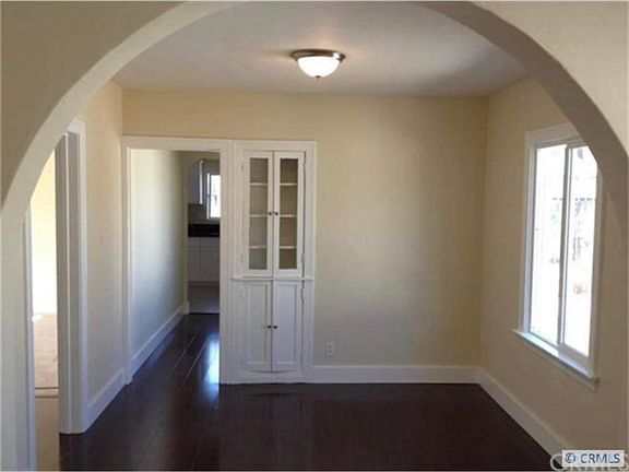 2nd image of 843 W 55th St