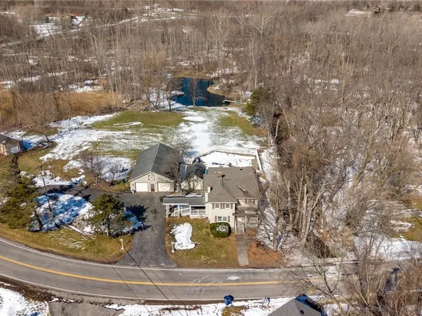 2700 Sanitarium Rd, Clifton Springs, NY 14432