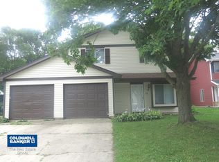539 Milton Dr, Naperville, IL 60563