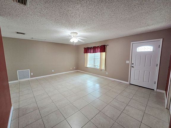 3rd image of 725 17th Pl SW